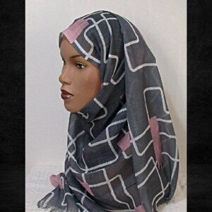 Turkish Pink and Grey Modern Checkered Muslim Hijab Shawl